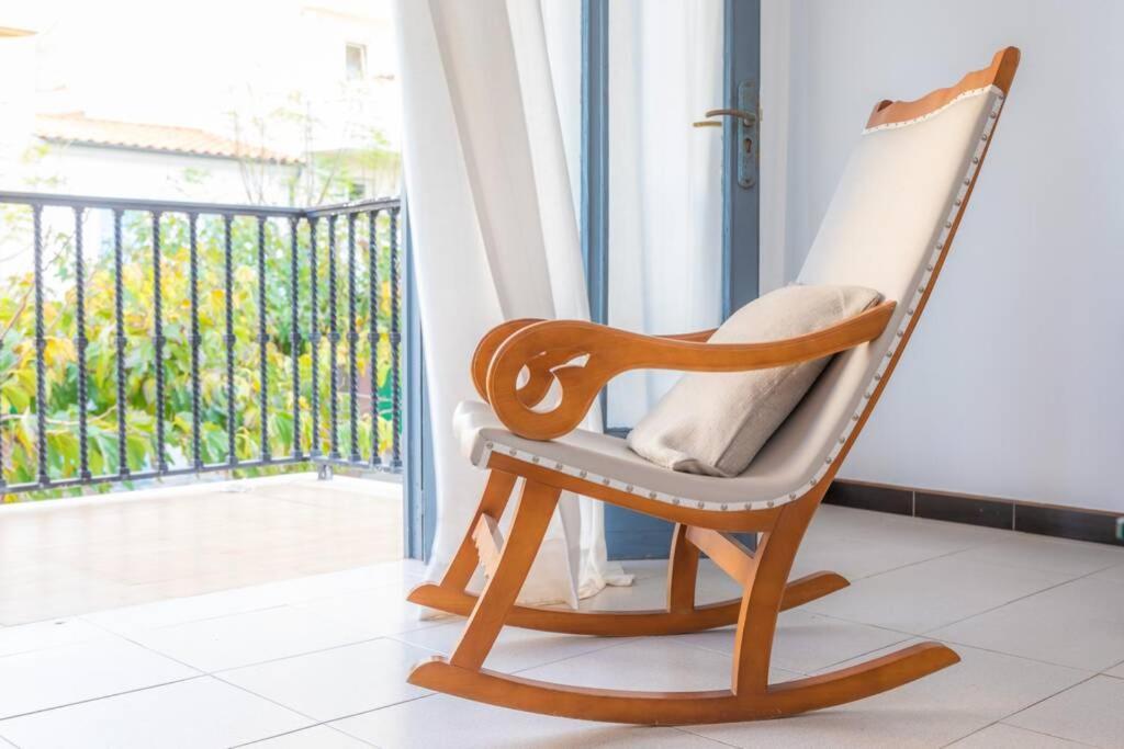 Beach House S'Illot Bagian luar foto