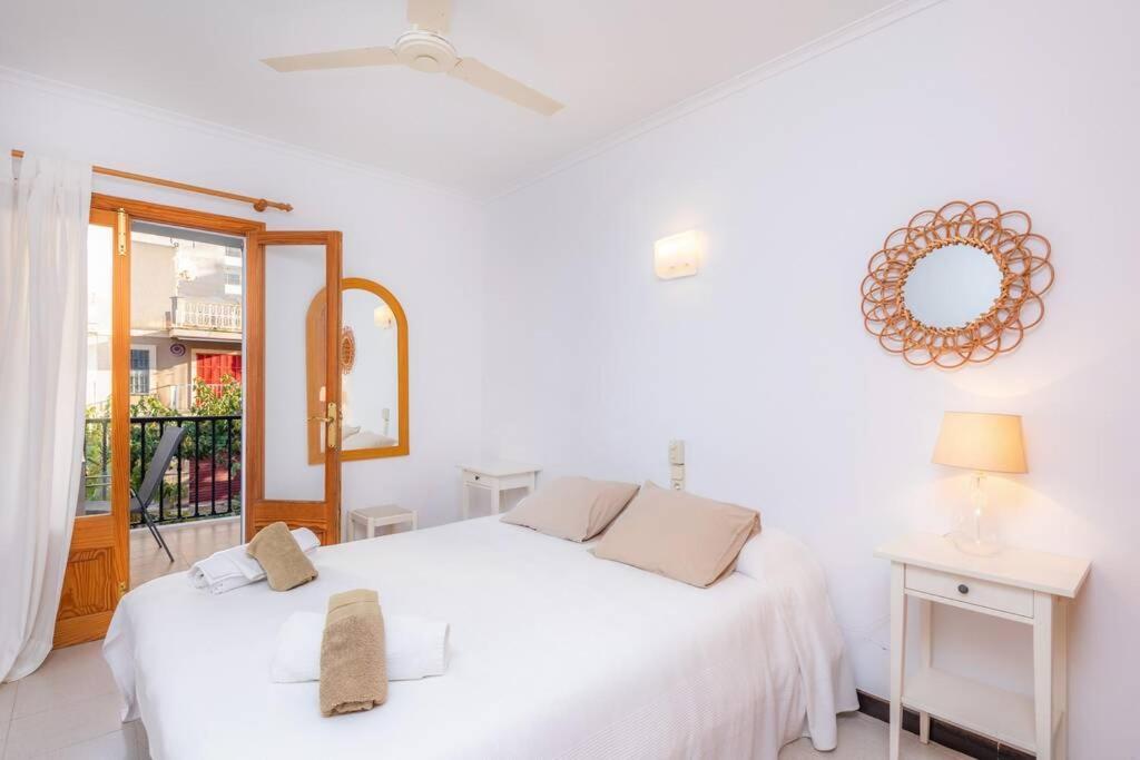 Beach House S'Illot Bagian luar foto