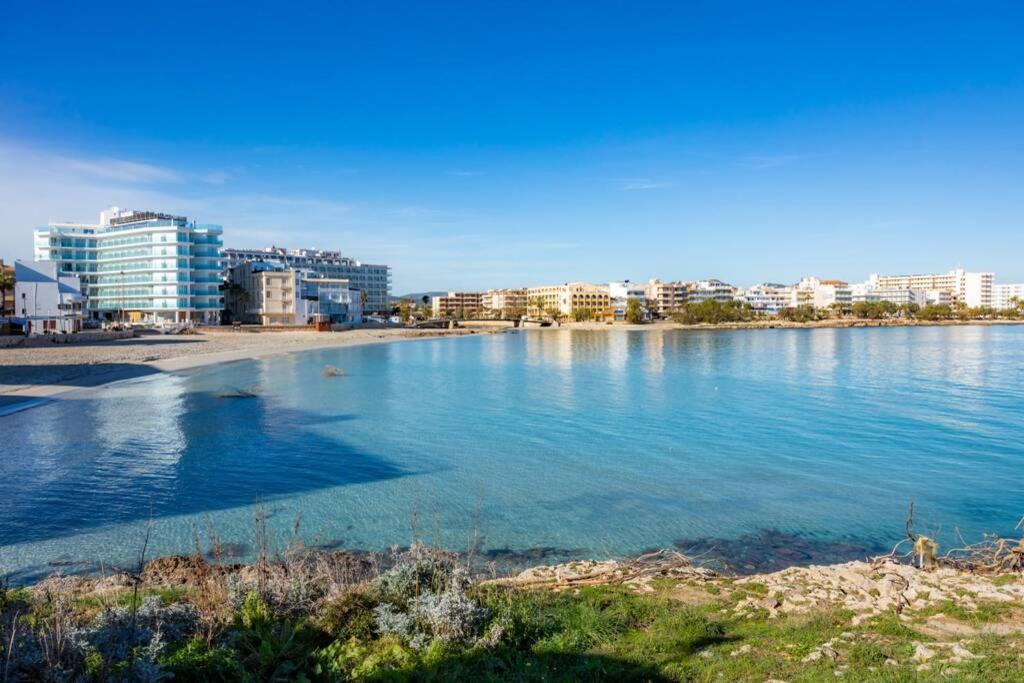 Beach House S'Illot Bagian luar foto